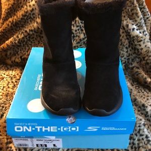 Skechers Winter Boots On The Go City 2